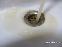 вода