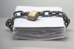 Севастопольцы страдают от дырявых крыш и равнодушных чиновников