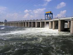 Днепровские водохранилища проходят испытания